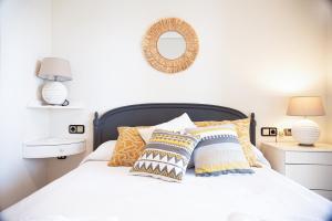 Vistas Increíbles y Confort en 1ª Línea de Playa