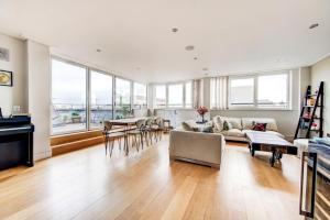 GuestReady – Spacious 2BR in Angel