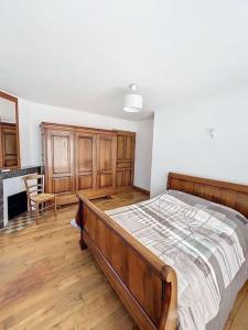 Maisons de vacances BRP Aveyron, Castan House, 5 beds : photos des chambres