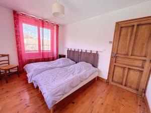 Maisons de vacances BRP Aveyron, Castan House, 5 beds : photos des chambres