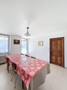 Maisons de vacances BRP Aveyron, Castan House, 5 beds : photos des chambres