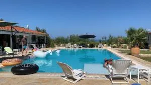 Villa Eleni Corfu 10 bedroom Seaview Villa with private pool - Áyios Pandeleḯmon