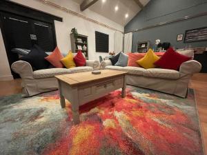 Tank Barn at Brook House, Nestled in the Welsh Hills, a delightful retreat