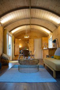 Pipowagen in Drenthe aan het Dwingelderveld