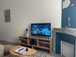 Le contemporain - Golfe Juan - 5 min des plages - 10 min de Cannes!