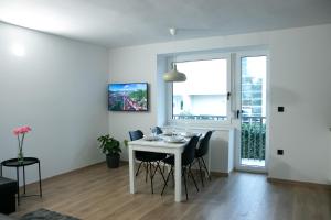 Residence Black&White 