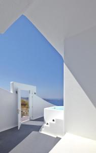 Dreams Luxury Suites Santorini Greece