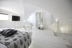 Dreams Luxury Suites Santorini Greece