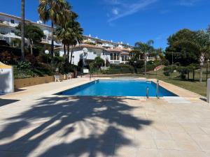 Apartamento con vistas al mar en El Faro, Mijas