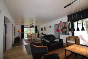 Villas Annonce professionnelle. Jolie maison de vacances 4 chambres avec jardin a proximite de la mer. : photos des chambres
