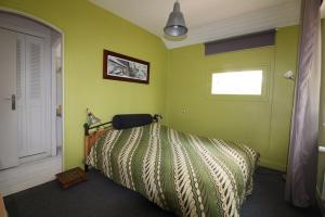 Annonce professionnelle. Jolie maison de vacances 4 chambres avec jardin à proximité de la mer.