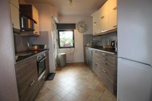Villas Annonce professionnelle. Jolie maison de vacances 4 chambres avec jardin a proximite de la mer. : photos des chambres