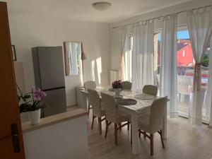Apartment Stela