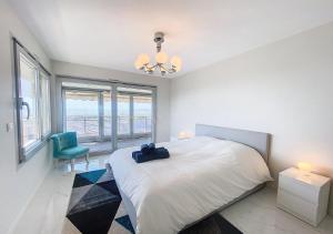 Horizon bleu vue mer dernier étage clim