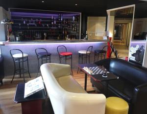 Hotels Kyriad Direct Rennes Ouest : photos des chambres