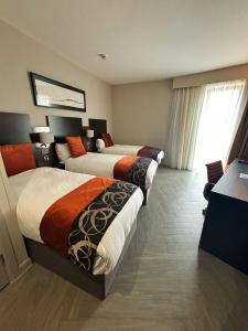 Deluxe Triple Room room in Clayton Hotel Cardiff