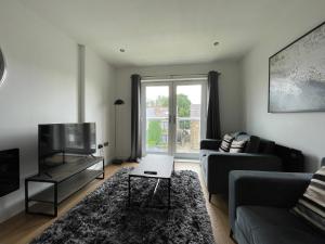 Park View I 2 Bedroom Apartment I Free Parking