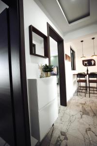 Appartements Royale Lumineux Jacuzzi Parking prive : photos des chambres