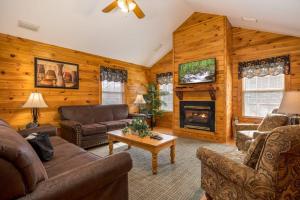 Briarstone Lodge Condo 13A by Eden Crest