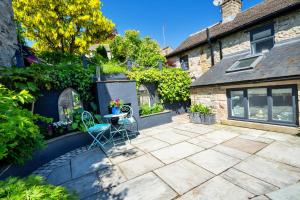 Finest Retreats - Sisu Bakewell, Limestones Cottage