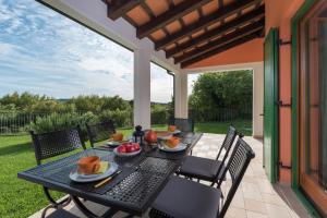 Modern Apartment in Ripenda Kras with Shared Pool 