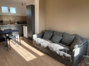 Chez Malé - Joli appartement cosy avec grande terrasse et parking proche Parc Jourdan & Centre ville historique