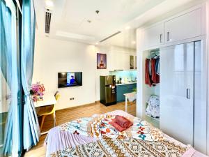 Luxurious Getaway Studio Apt At Vinhomes Green Bay Near Marriott and Grand Plaza