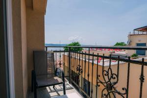 Apartments Center with free private parking