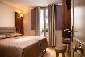 Twin Room room in Hôtel de la Tour Eiffel