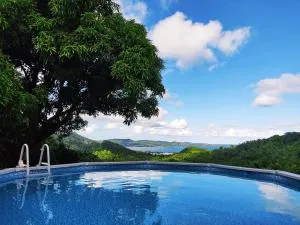 La Villa Mil'Or, Idéale pour vos petits évènements & Magnifique vue sur la Baie du Robert - Quartier la Monnerot