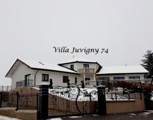 Villas Villa 5*, 15 personnes, Piscine a 20 min de Geneve : photos des chambres