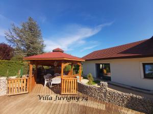 Villas Villa 5*, 15 personnes, Piscine a 20 min de Geneve : photos des chambres