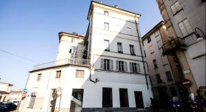 Ampio bilocale vista mozzafiato sulle Alpi!