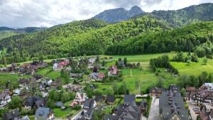 Krzeptówki Mountain Apartment by BookingHost