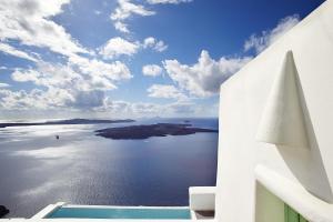 Dreams Luxury Suites Santorini Greece