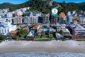 A02 - Estrela do Mar 403 A - Centro de Bombinhas - 30m do mar - Ótima localização