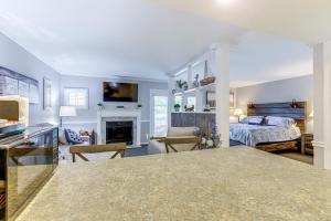 Norwich Vacation Rental with Golf Course Views!