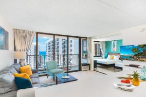 Breathtaking Ocean View 1 BR Condo with Free Parking!