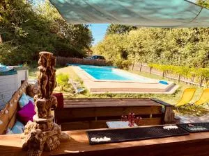 Mathannaki - 旺代蒙塔利韦 Mathannaki - 旺代蒙塔利韦