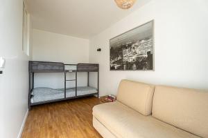 Appartements Confort & Spacieux Family Travel pour 6 - 10- to Disneyland Paris 25- to Paris - In front of Train Station Torcy RER A : photos des chambres