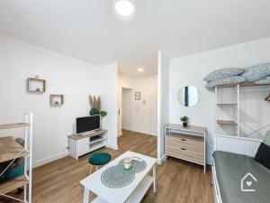 Appartements Les bords du Clain - Entree Autonome Studio : Studio