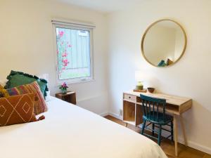 Magnolia Garden Cottage