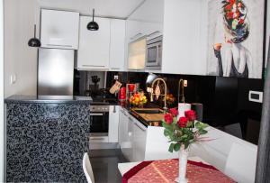 Lady Tania Apartment 