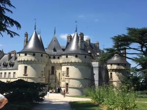 Maisons de vacances Gite elegant avec grand jardin prive, idealement situe pres des chateaux et activites, tout inclus - FR-1-491-358 : photos des chambres