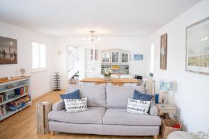 Whytecroft -Fabulous Family Fun - Pass the Keys