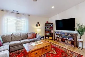 Cedar City Hideaway - New Harmony