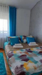 Plavi Tirkiz - Jabuka