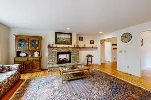 First Fairway House - Chiloquin