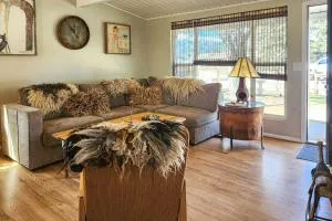 Goldfish Glen - Papeton