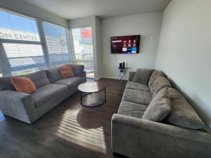 Amazing DTLA 2BdR Home Must See!